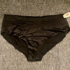 ✨Brand New Victoria’s Secret Hiphuggers